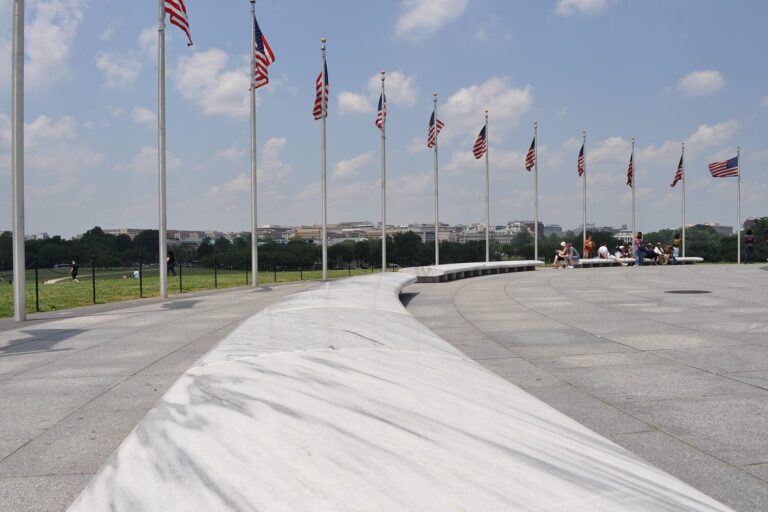 Washington Monument Plaza